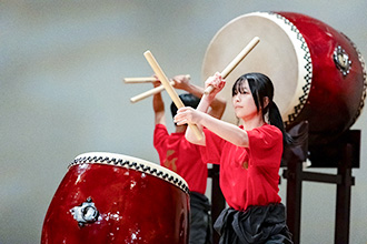 関西福祉科学大学高等学校 和太鼓部<br>雲外蒼天